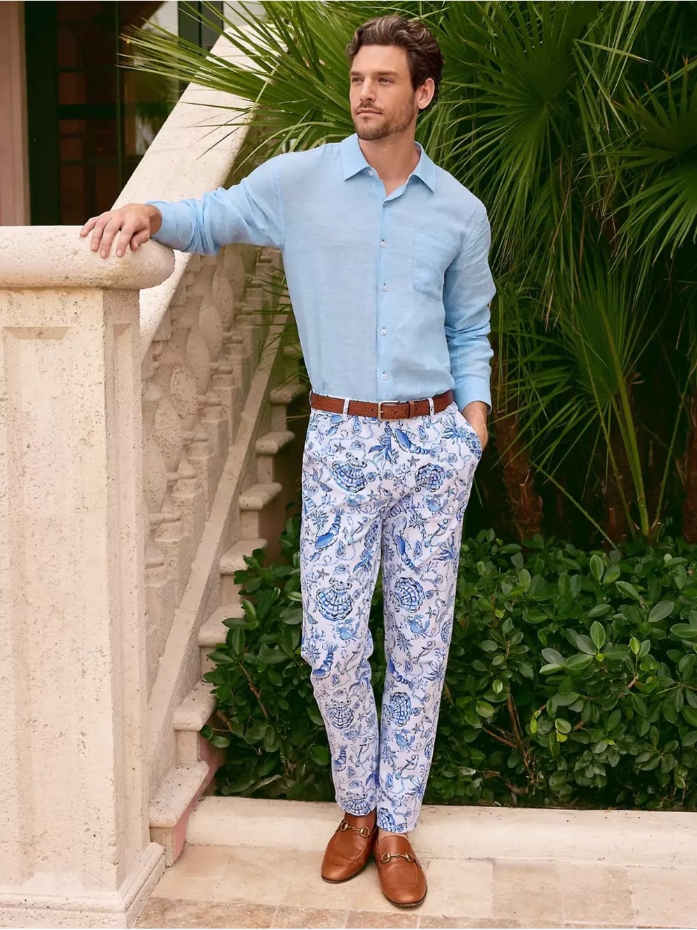 Lilly Pulitzer Men’s Stuff Mizner Pant - White & Blue Floral Print Chinos